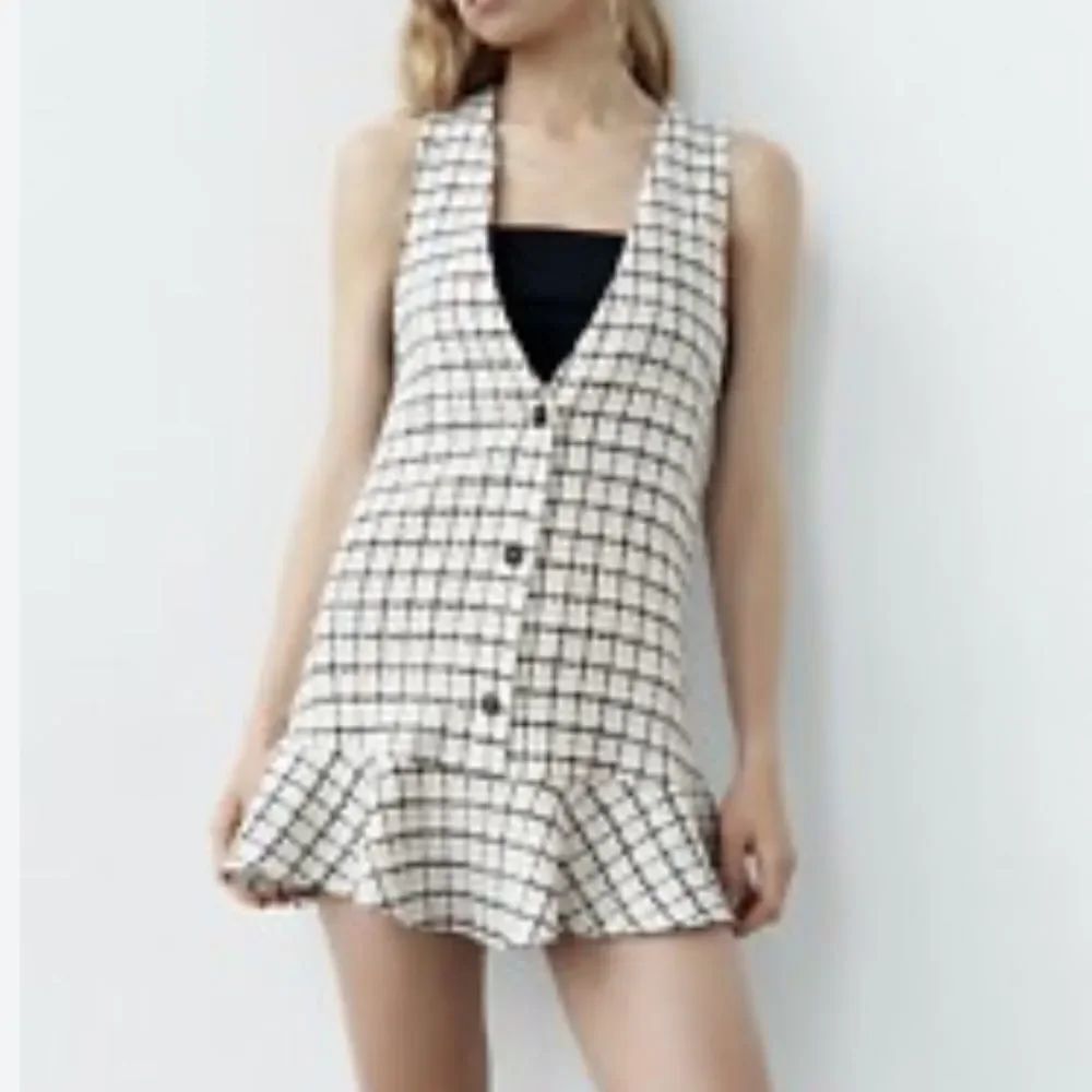 Zara Black and White Mini Dress(Size Medium)